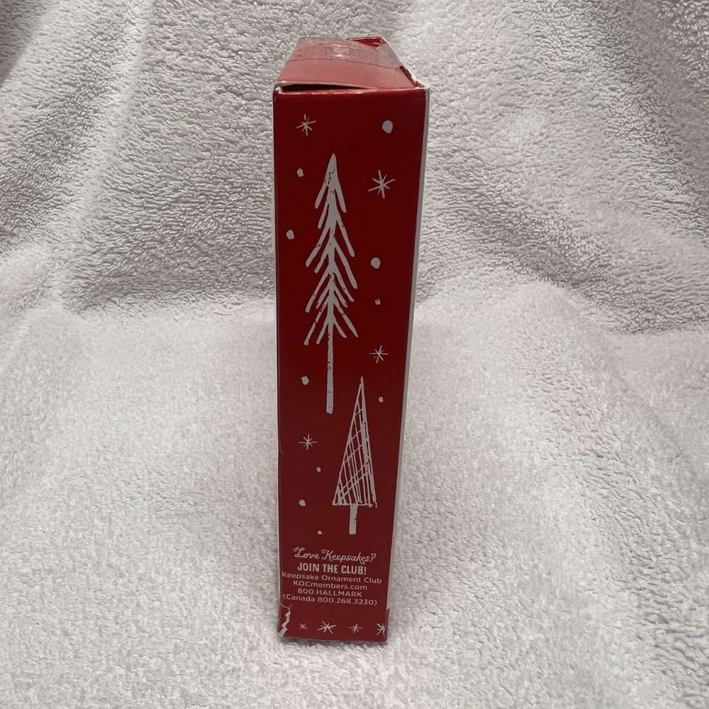 Hallmark Keepsake Ornament 2016 The Miracle of Christmas This Family Believes - Picture 3 of 14